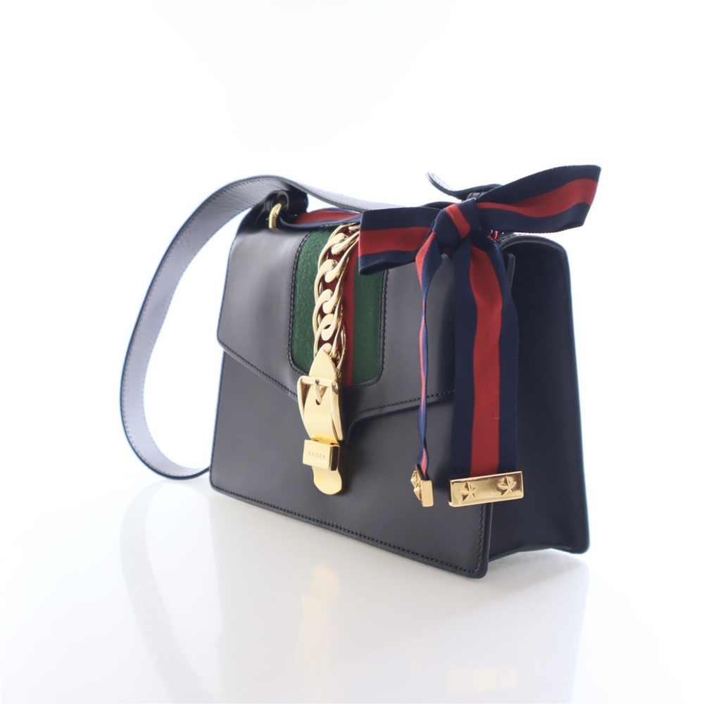 Gucci Sylvie Black and Green Shoulder Bag with Gold Accents - Picture 4 of 12